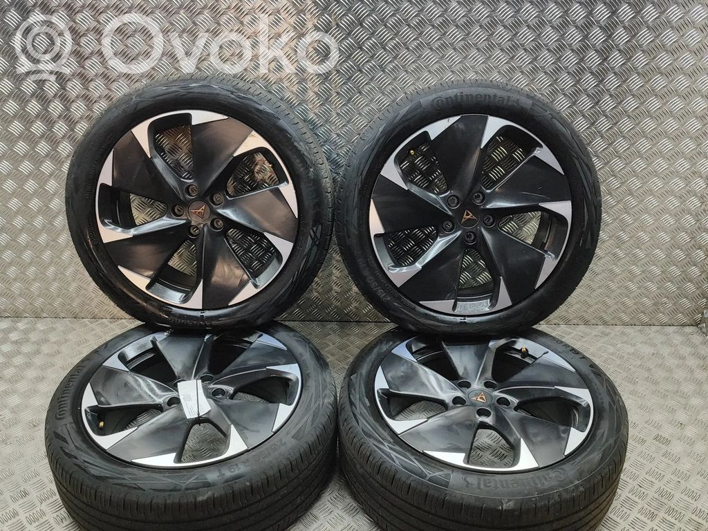 Cupra Born Cerchione in lega R19 