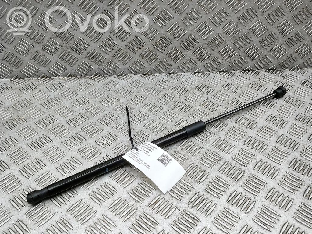 Cupra Born Tailgate/trunk strut/damper 