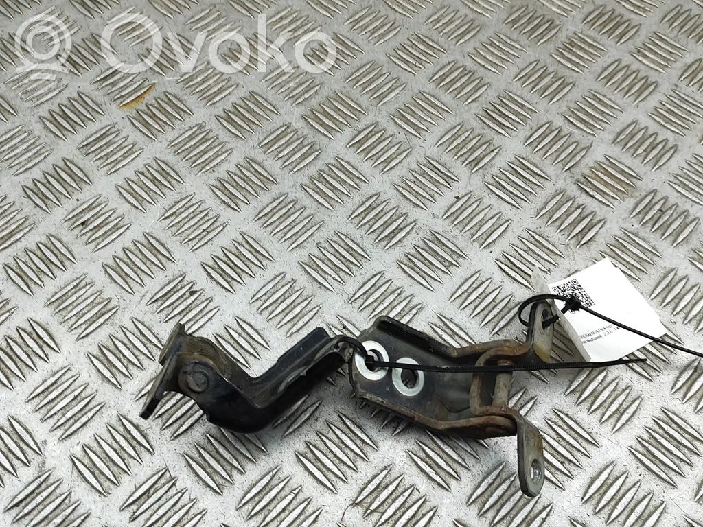 Etuoven saranasarja   824214P00A,824204P00A