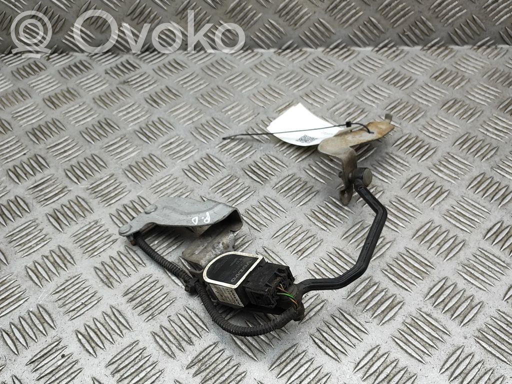 Volvo V40 Air suspension front height level sensor 