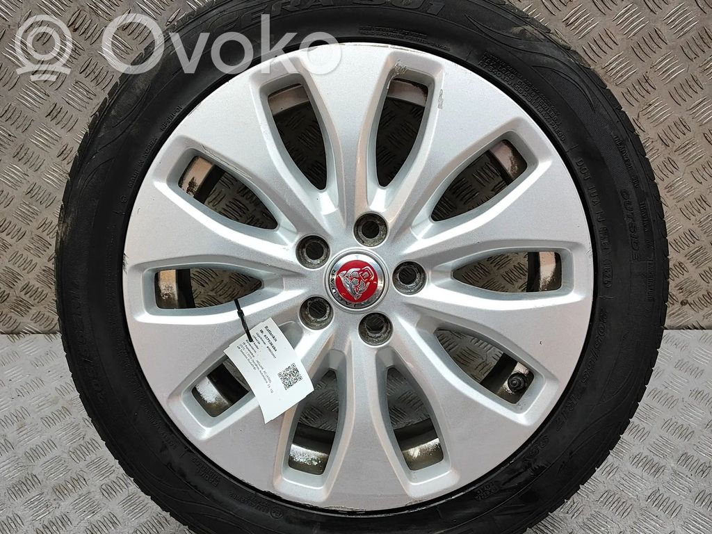 Jaguar XE R17-alumiinivanne