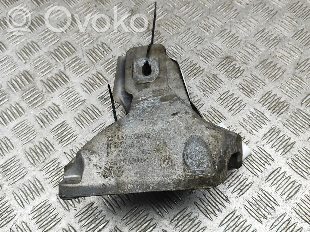 BMW X5 F15 Engine mounting bracket 
