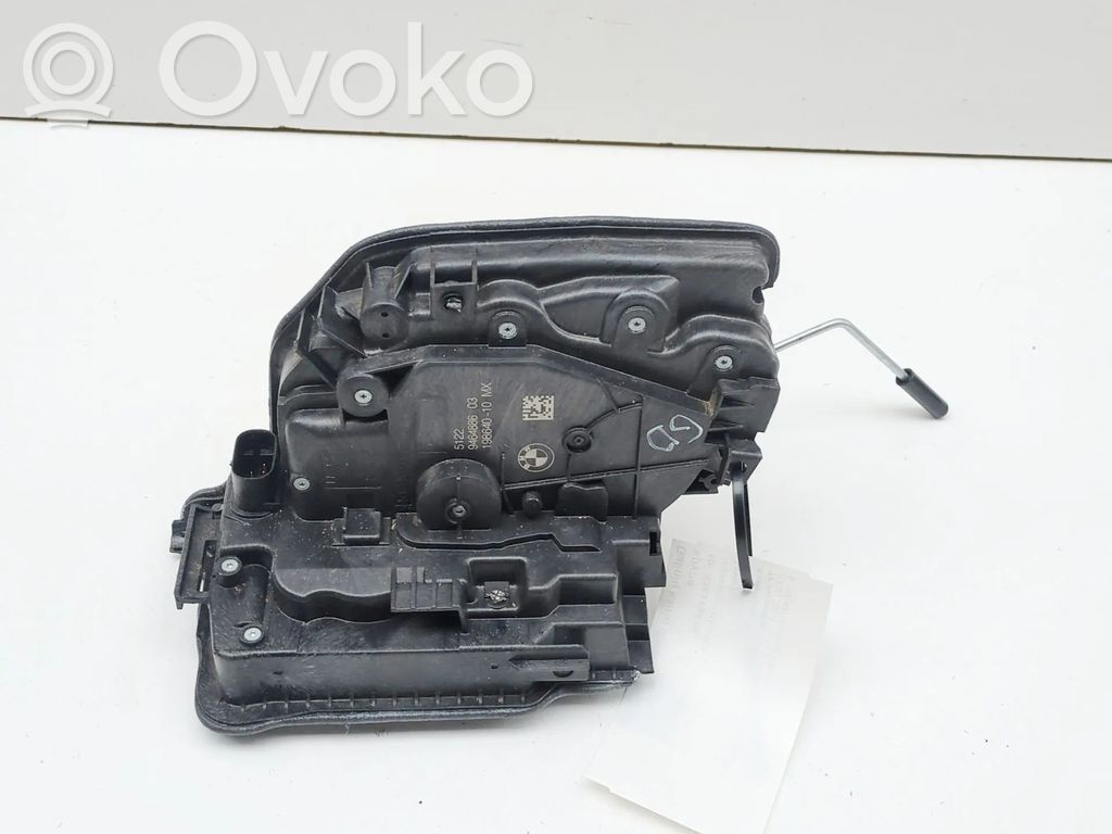 BMW X5 G05 Takaoven lukko 