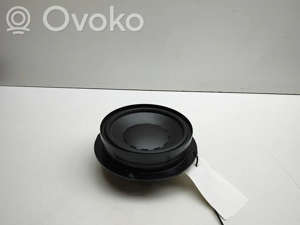 Volkswagen Golf VII Front door speaker 