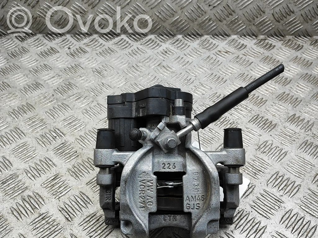 Skoda Karoq Caliper del freno trasero