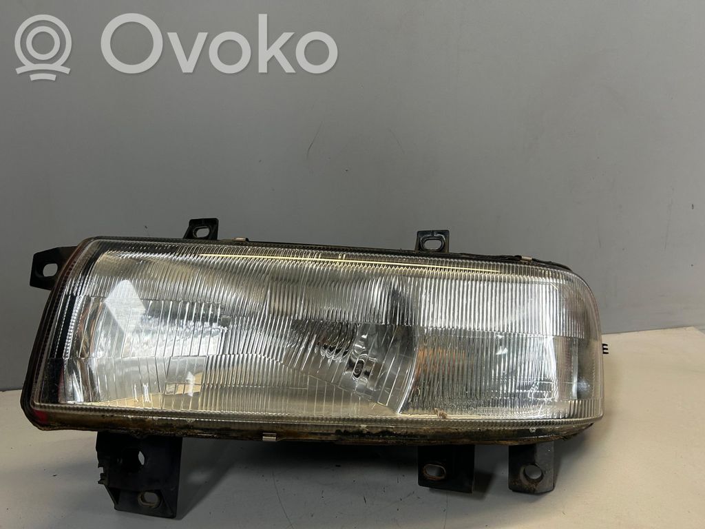 Renault Master II Headlight/headlamp 