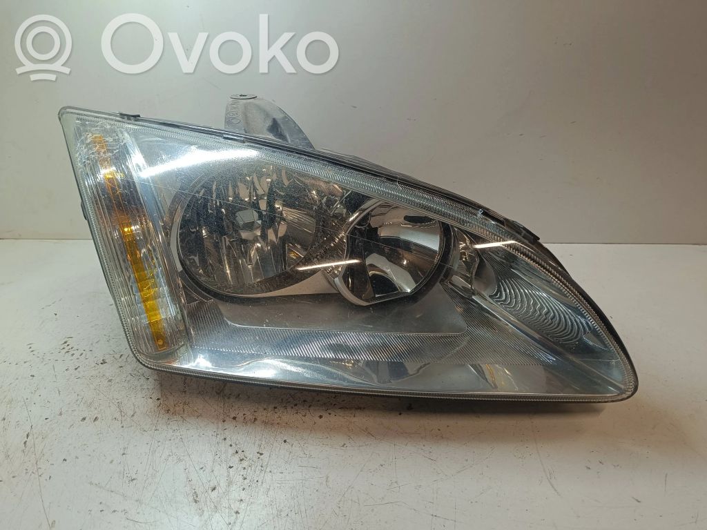 Ford Focus Scheinwerfer 