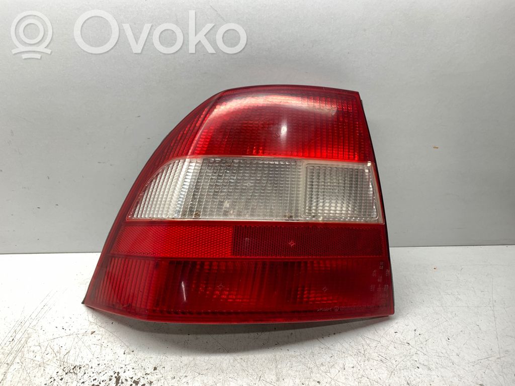Opel Vectra B Rear/tail lights 