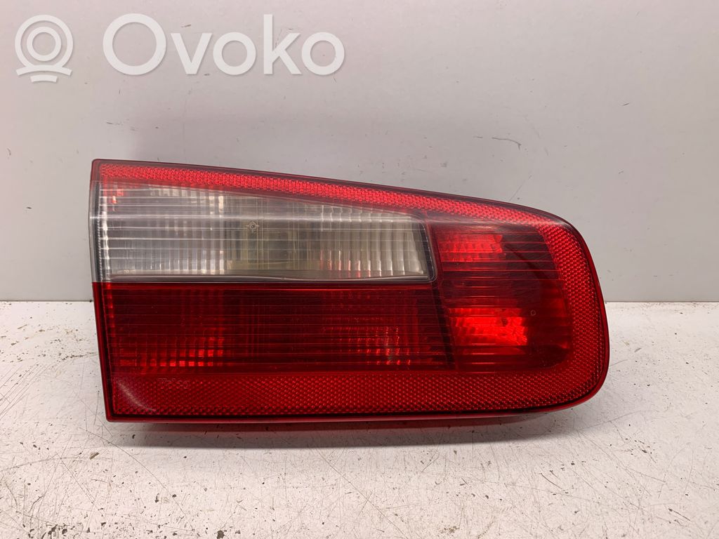 Renault Laguna II Задний фонарь в кузове 
