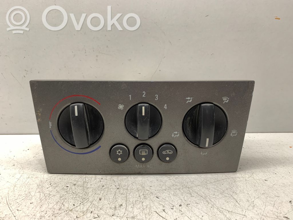 Opel Meriva A Climate control unit 