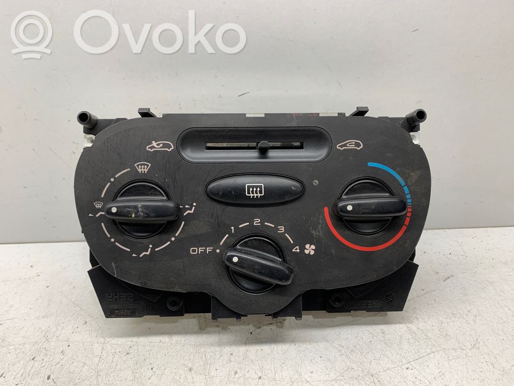 Peugeot 206 Climate control unit 