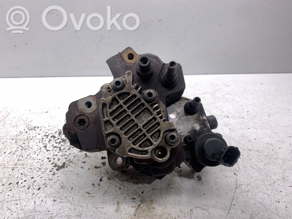 Volvo S40, V40 Fuel injection high pressure pump 