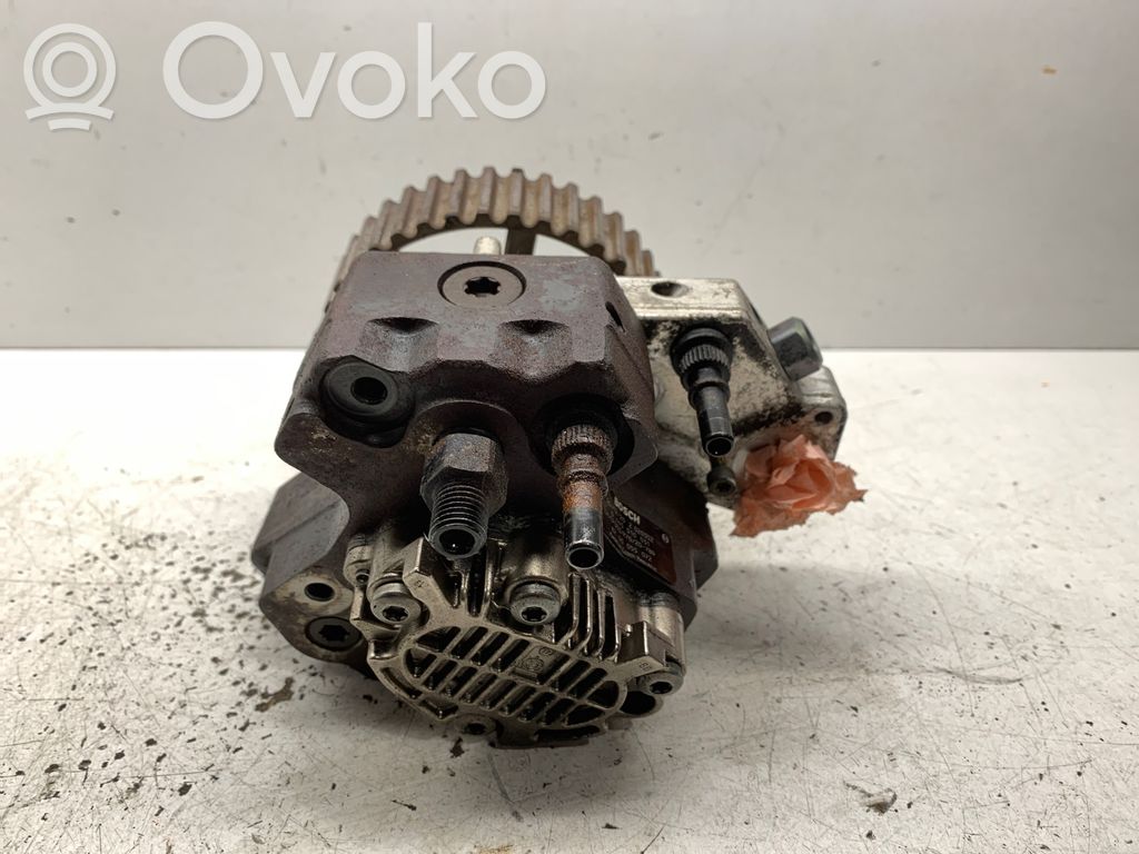 Volvo S40, V40 Fuel injection high pressure pump 