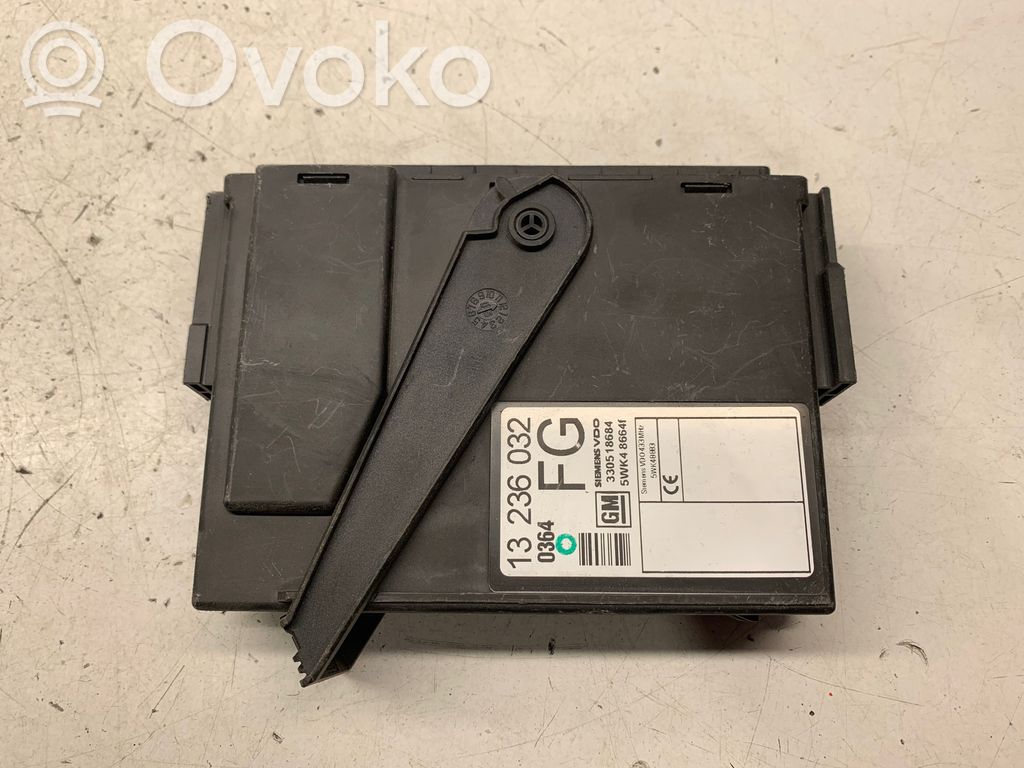 Opel Meriva A Comfort/convenience module 