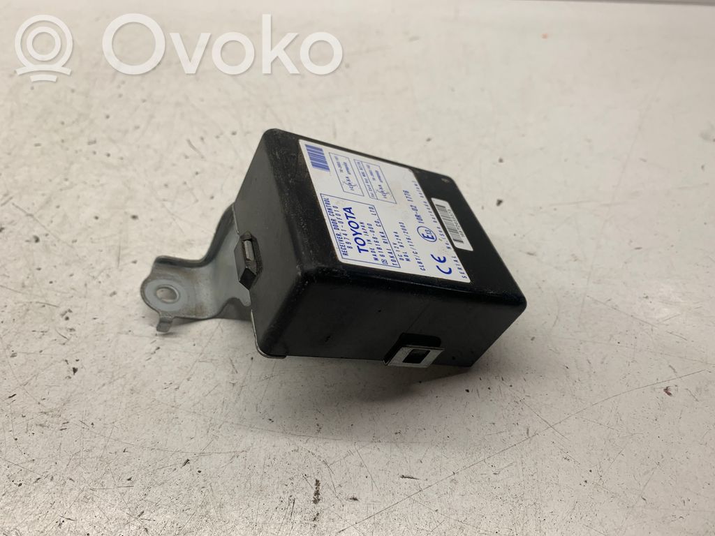 Toyota Corolla Verso E121 Door control unit/module 