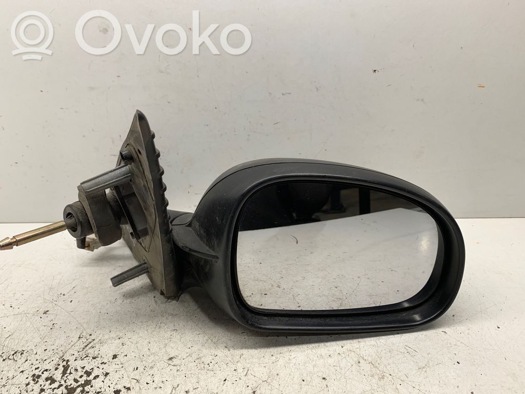 Peugeot 406 Manual wing mirror 