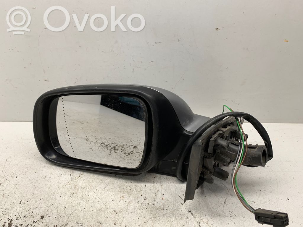 Peugeot 307 Front door electric wing mirror 