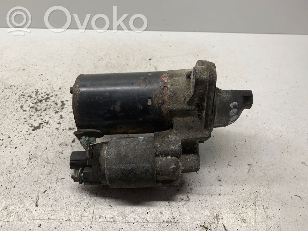 Toyota Corolla E120 E130 Starteris 