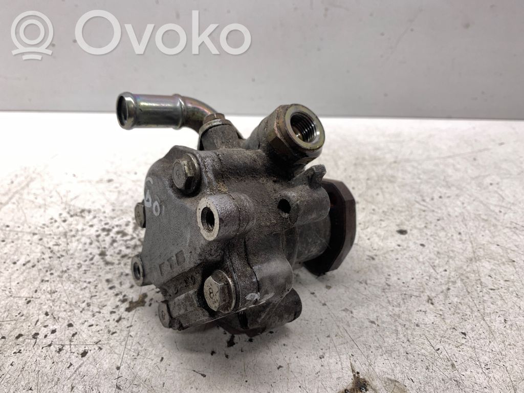 Volkswagen Golf IV Power steering pump 