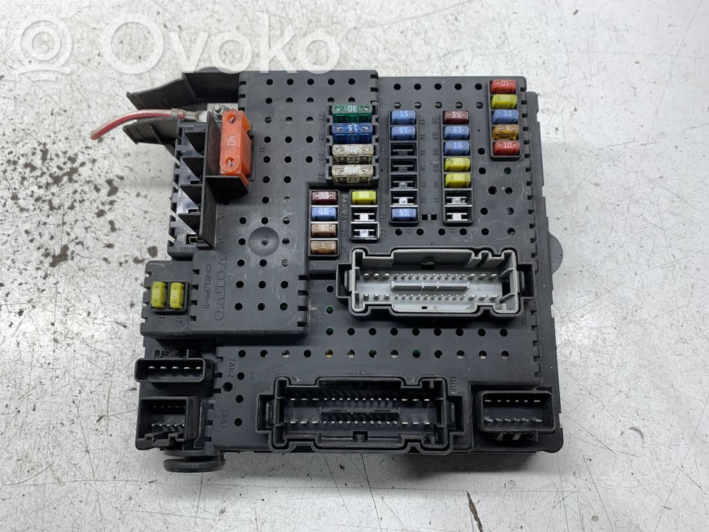 Volvo V70 Fuse module 