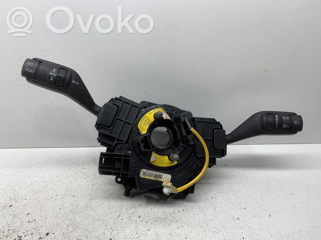 Ford Focus Wiper turn signal indicator stalk/switch 