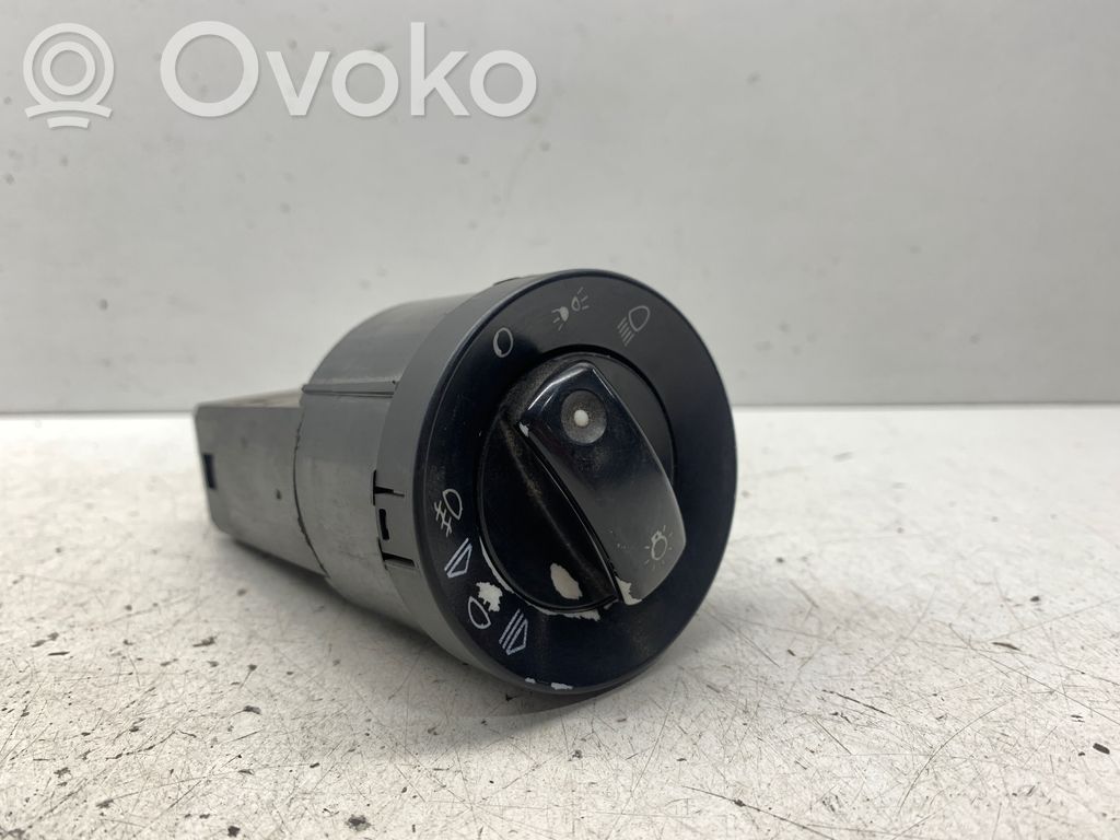 Audi A4 S4 B6 8E 8H Light switch 