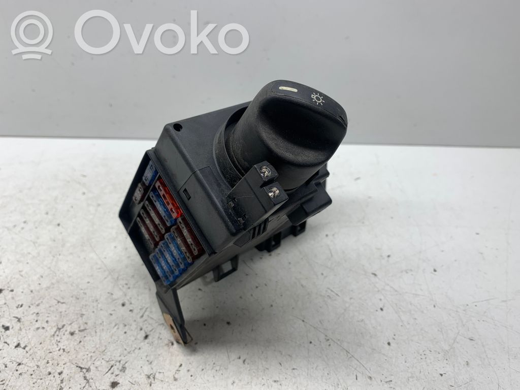 Mercedes-Benz E W210 Light switch 