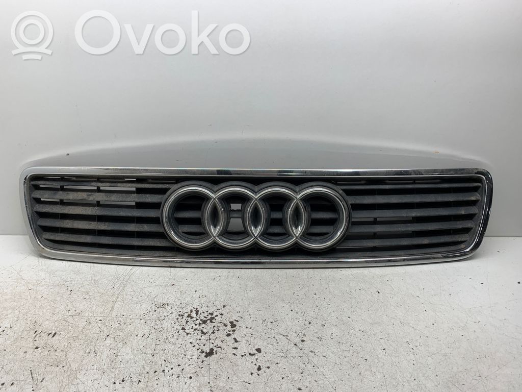 Audi A4 S4 B5 8D Front grill 