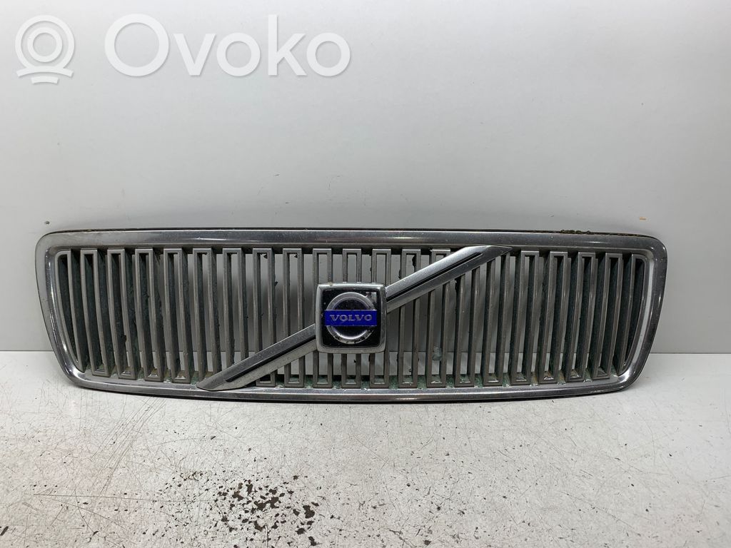 Volvo V70 Etusäleikkö 