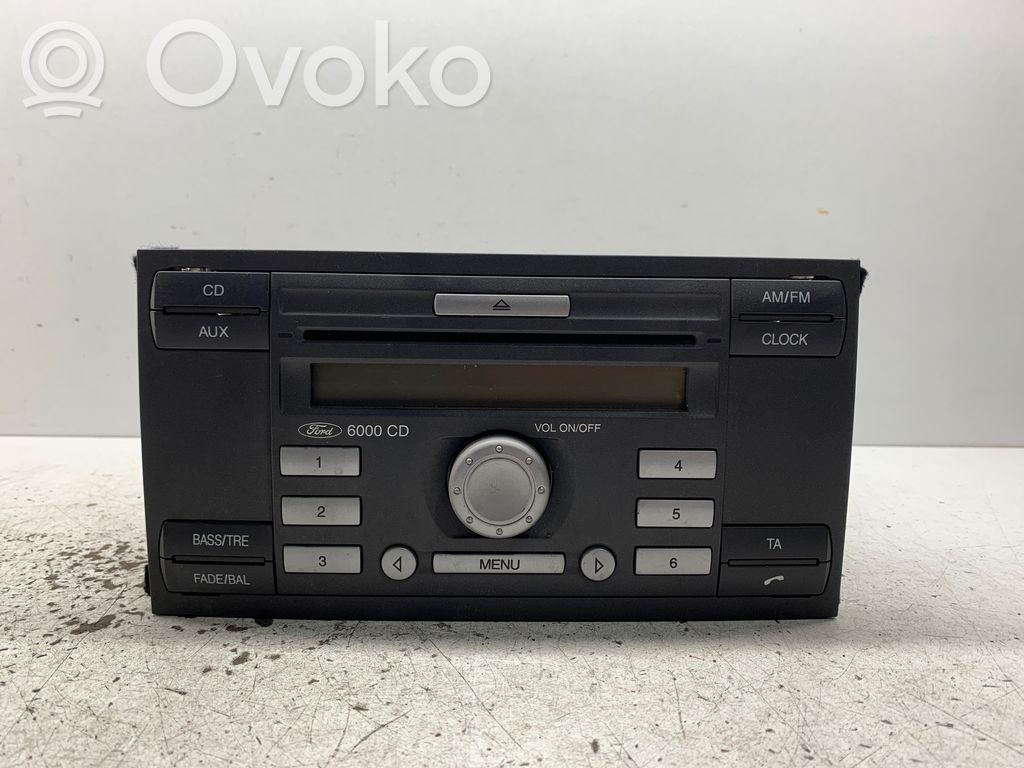 Ford Focus Panel / Radioodtwarzacz CD/DVD/GPS 