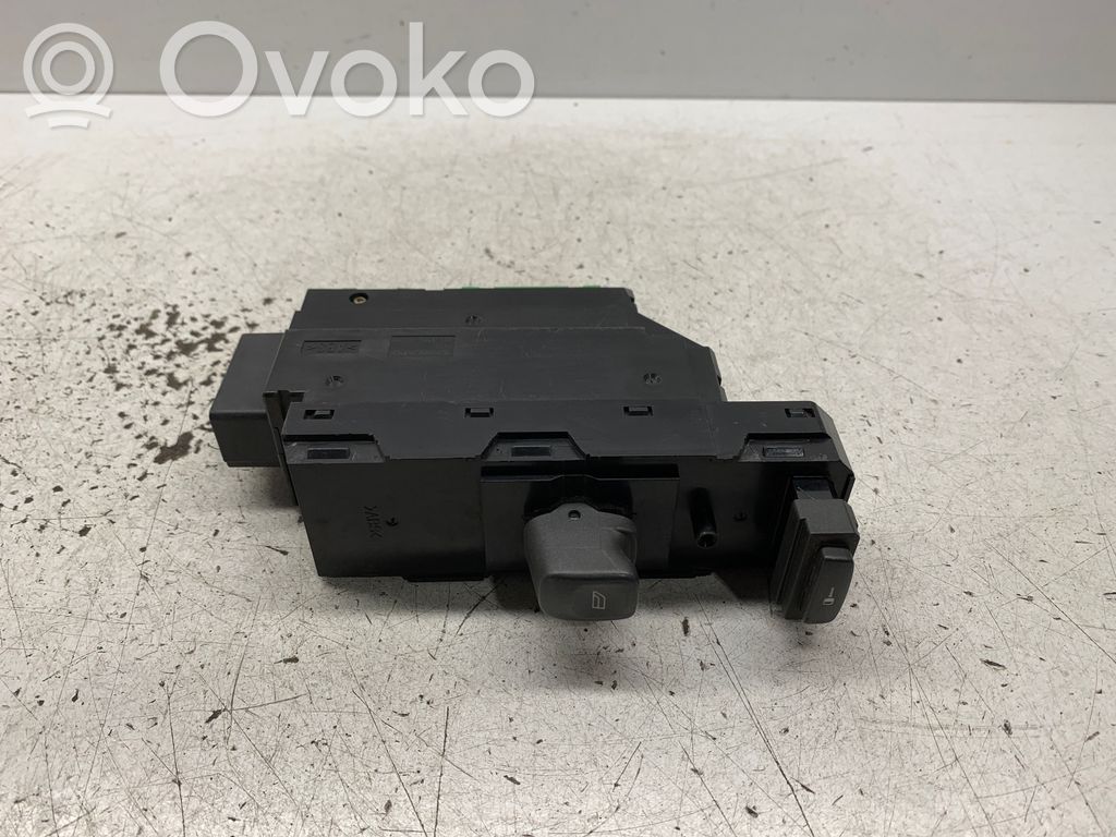 Volvo S80 Electric window control switch 