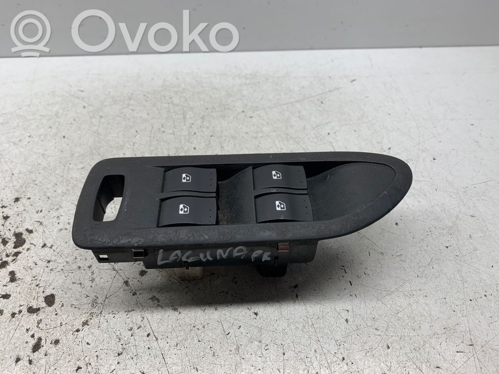 Renault Laguna II Electric window control switch 