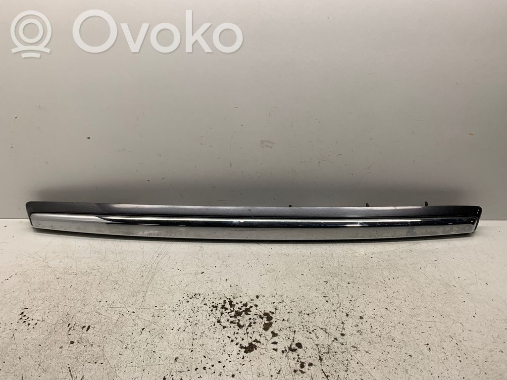 Toyota Corolla Verso AR10 Barra luminosa targa del portellone del bagagliaio 