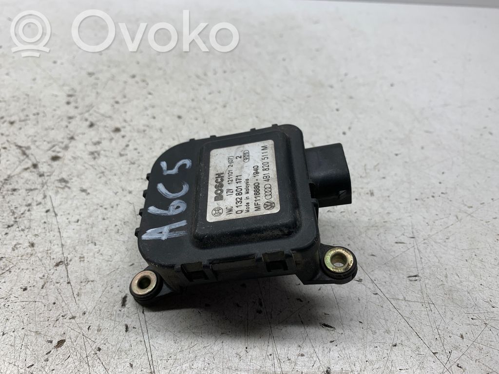 Audi A6 S6 C5 4B Silniczek nagrzewnicy 