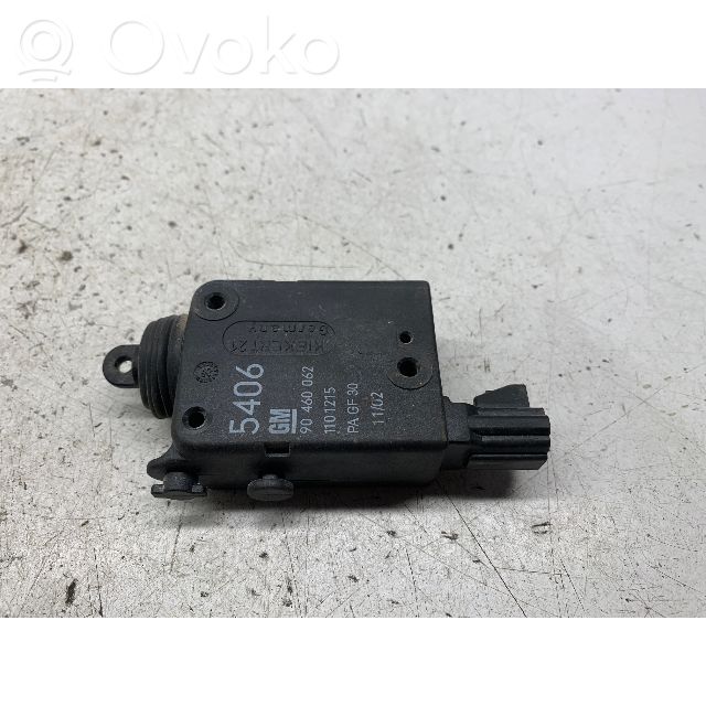 Opel Zafira B Central locking motor 