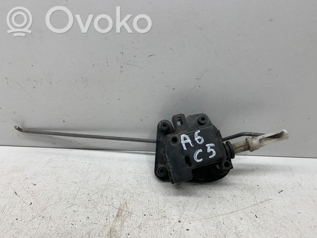 Audi A6 S6 C5 4B Fuel tank cap lock 