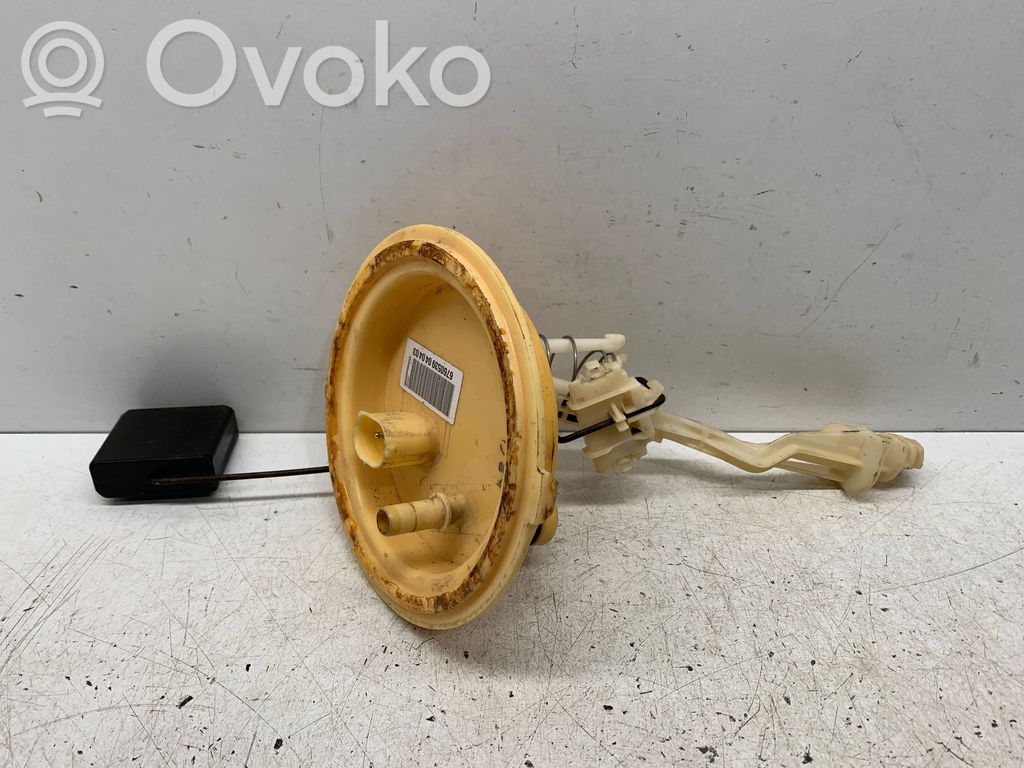 BMW 7 E65 E66 Fuel level sensor 