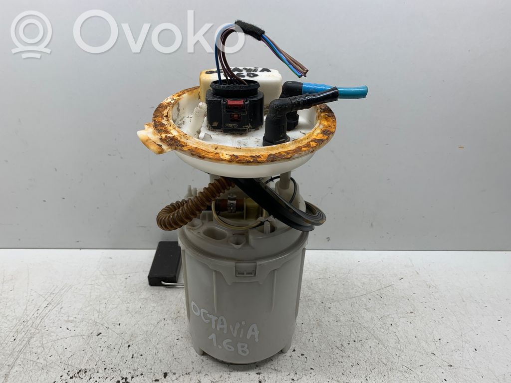 Skoda Octavia Mk2 (1Z) Pompa paliwa w zbiorniku 