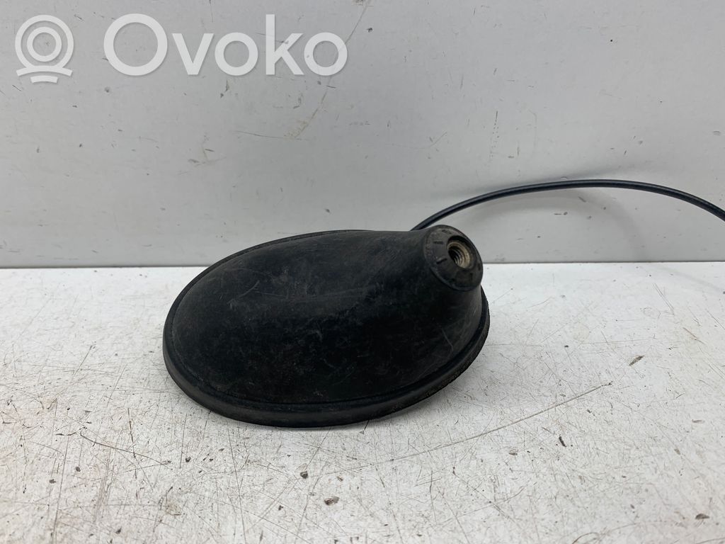 Peugeot 307 GPS-pystyantenni 