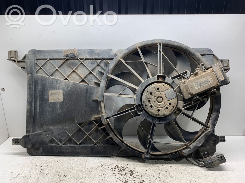 Ford Focus Elektrisks radiatoru ventilators 