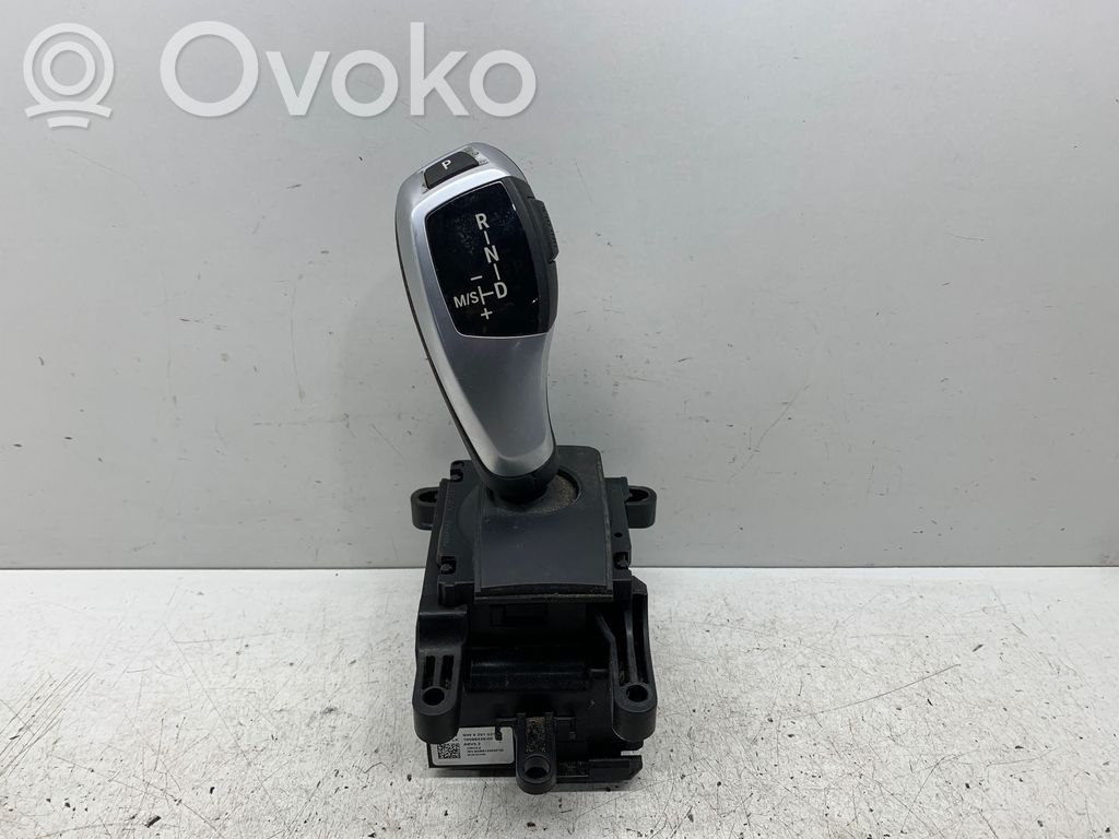BMW 5 F10 F11 Pavarų perjungimo mechanizmas (kulisa) 
