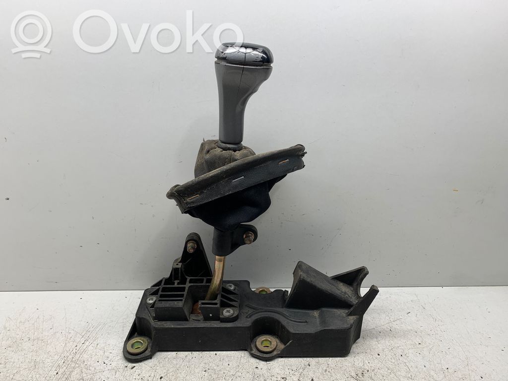 Ford Focus Gear shifter/selector 