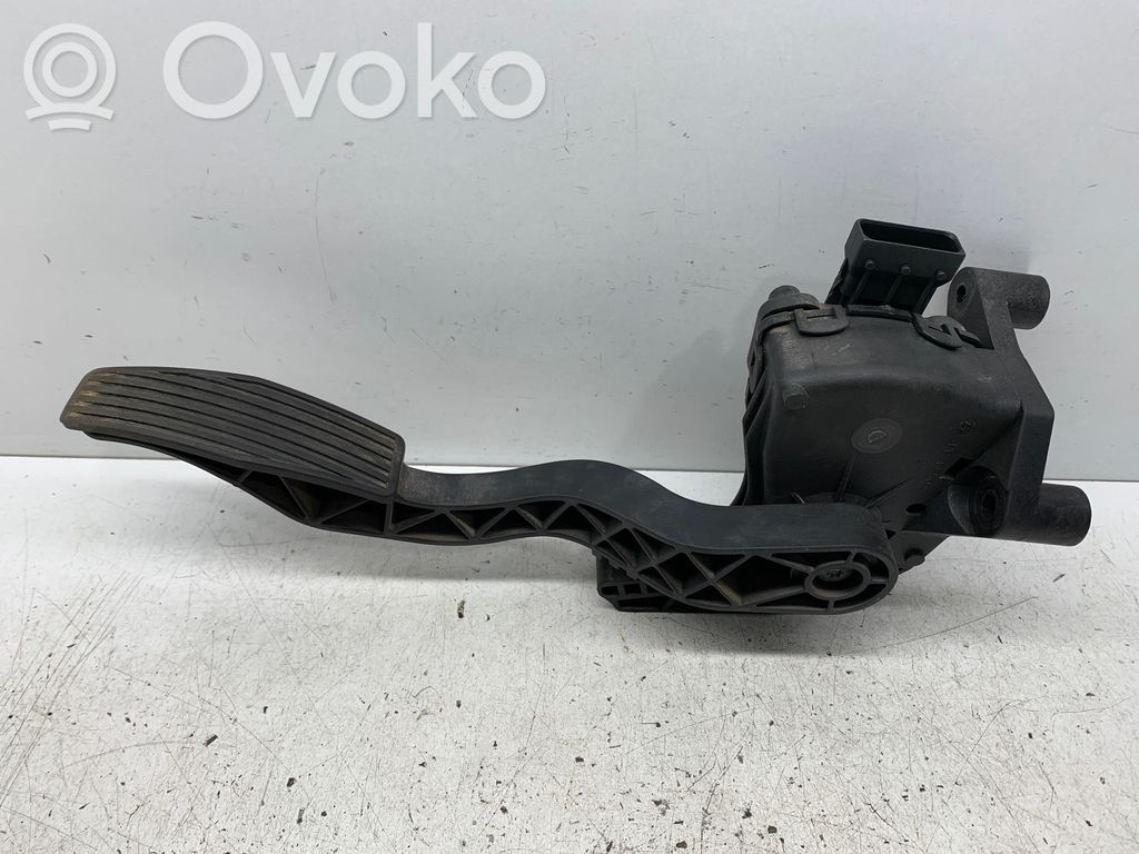 Opel Meriva A Accelerator throttle pedal 