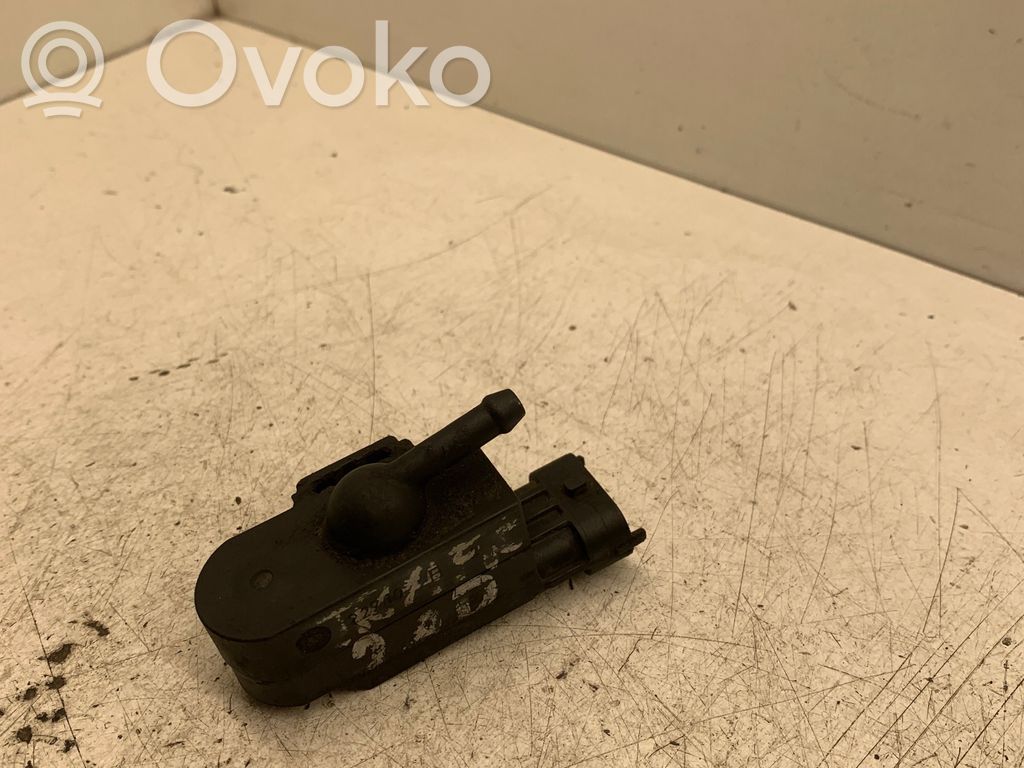 Renault Trafic II (X83) Vacuum valve 