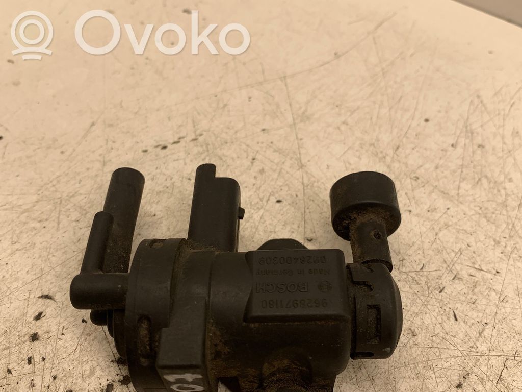 Peugeot 407 Vacuum valve 