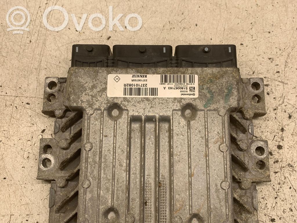 Nissan Juke I F15 Engine control unit/module 