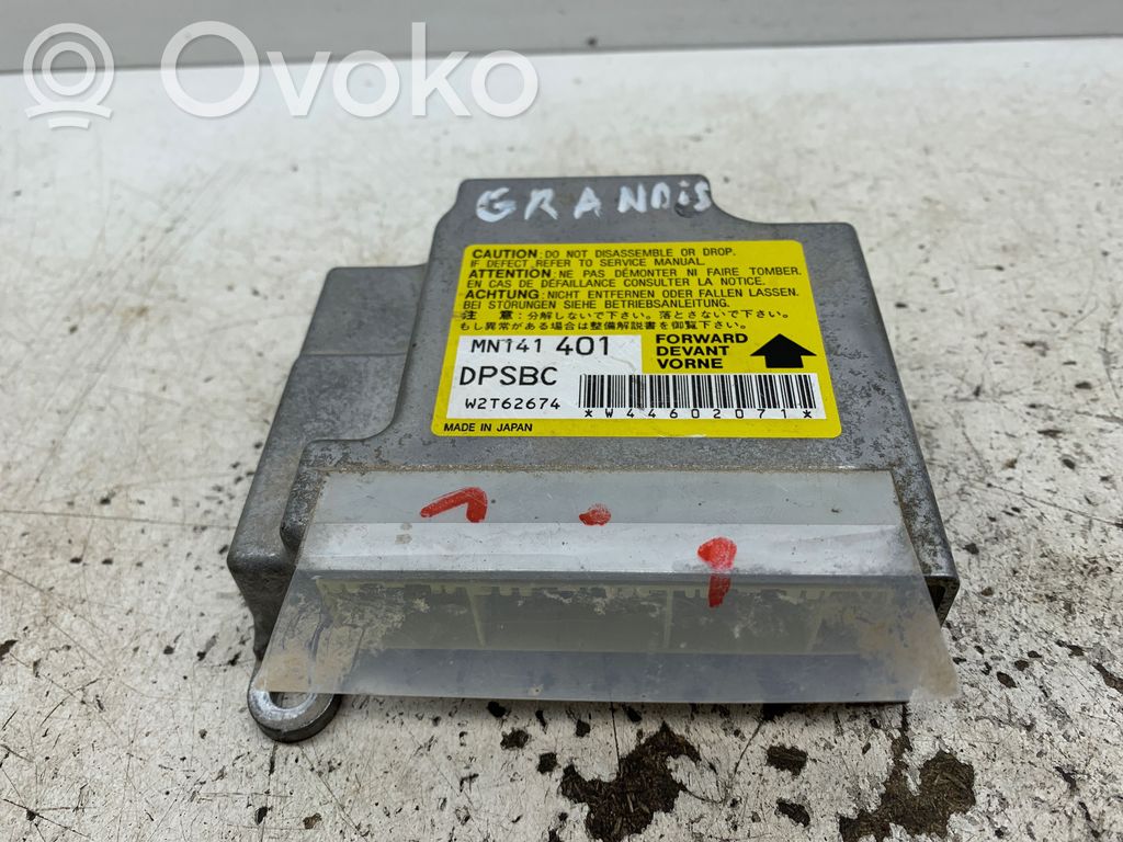 Mitsubishi Grandis Sterownik / Moduł Airbag 