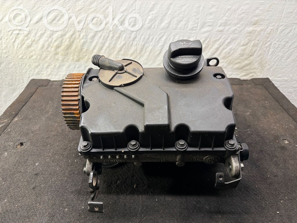Skoda Fabia Mk2 (5J) Engine head 