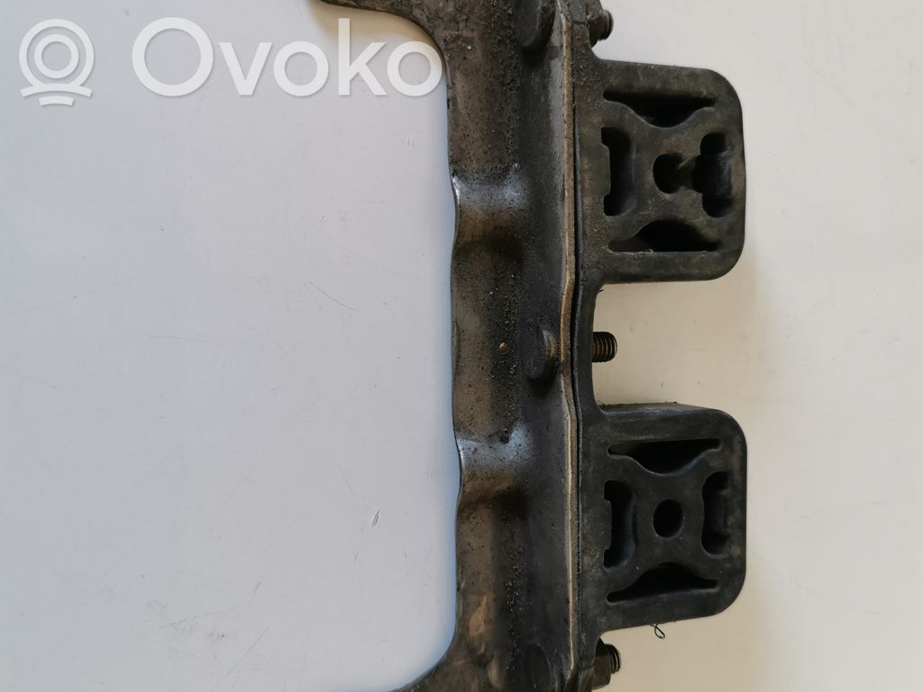 BMW 7 E65 E66 Muffler mount bracket/holder 
