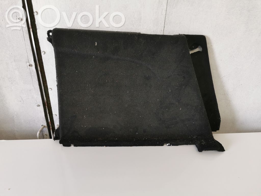 Trunk/boot side trim panel   7246967
